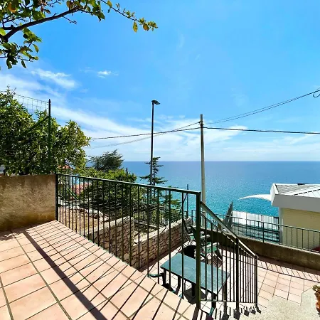 Villa La Tua Sul Mare Vista Aperta - Free Parking - Wifi *